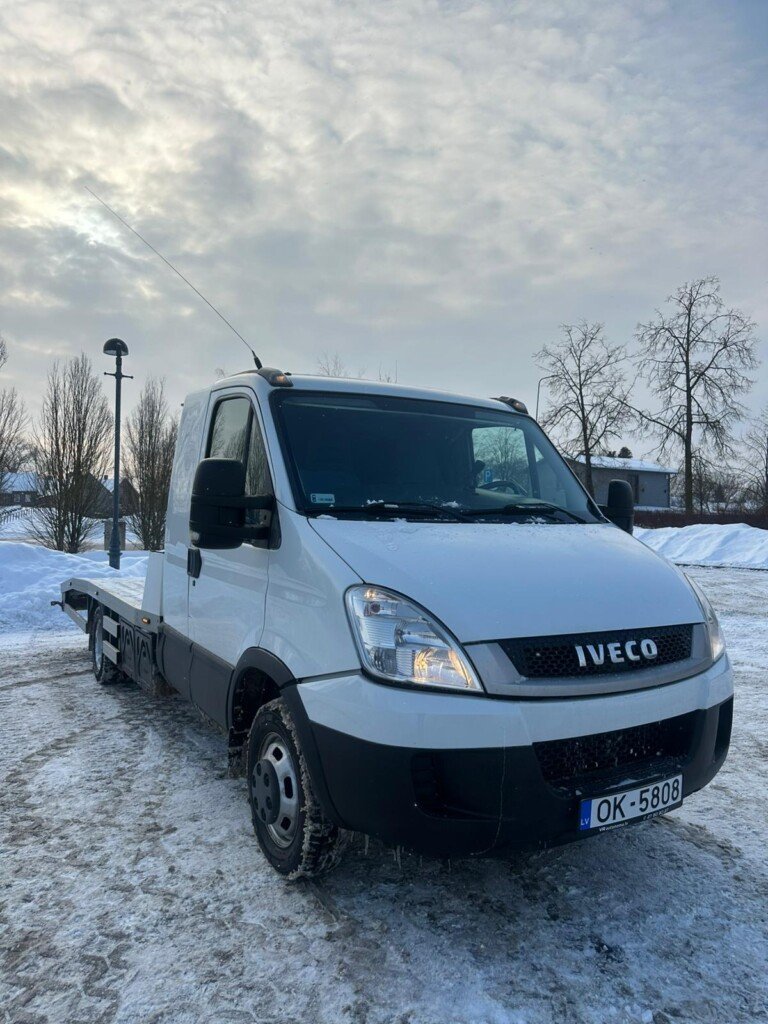 IVECO 35C18