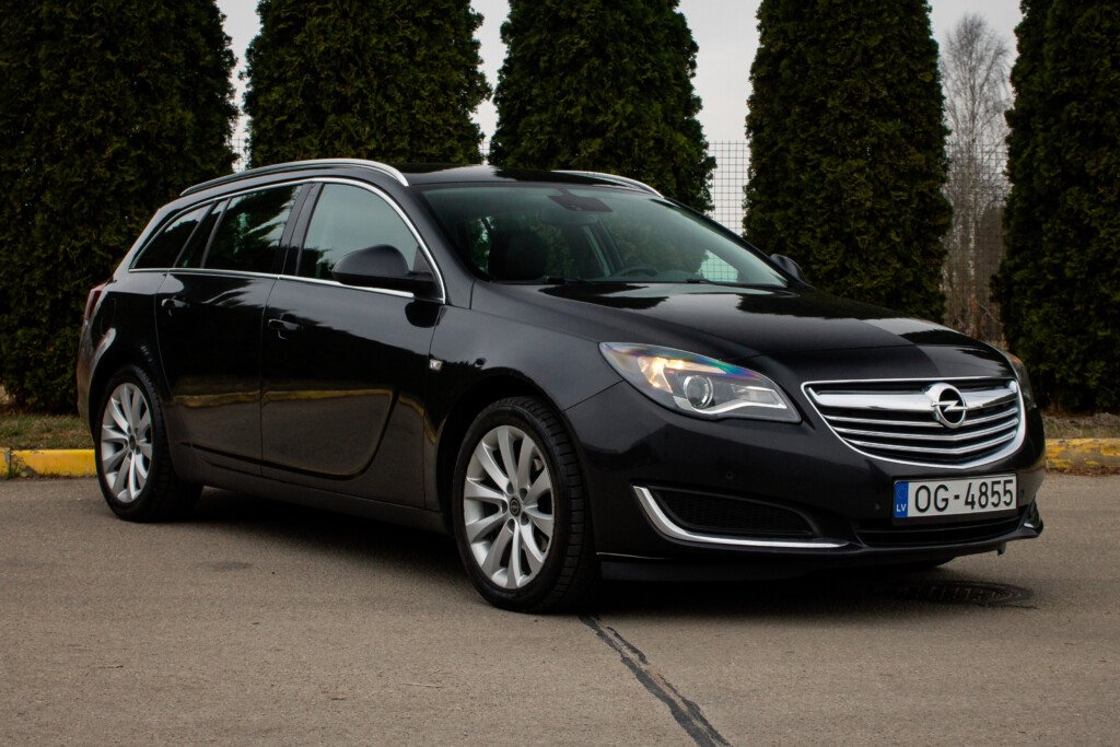 OPEL INSIGNIA SPORTS TOURER SW