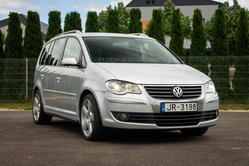 VW TOURAN