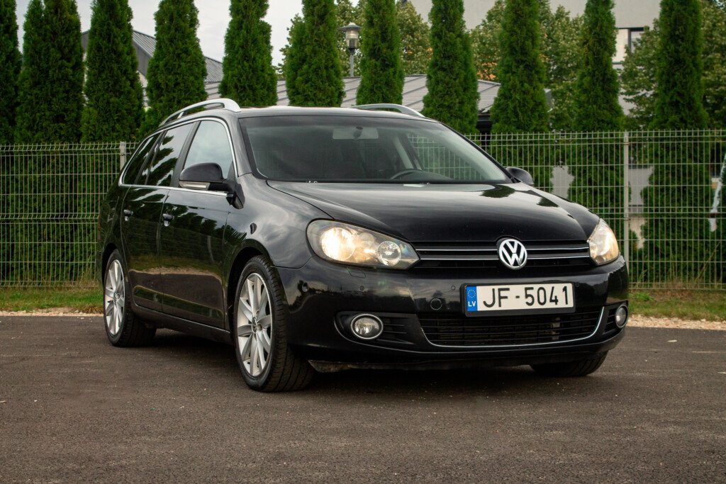 VW GOLF