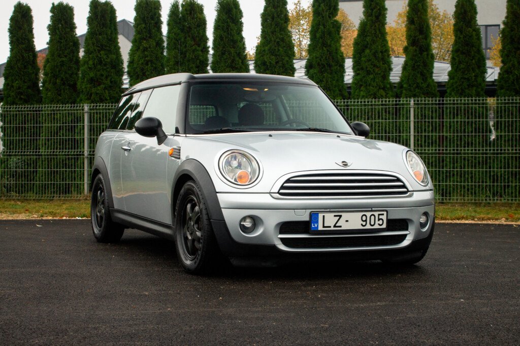 MINI COOPER CLUBMAN